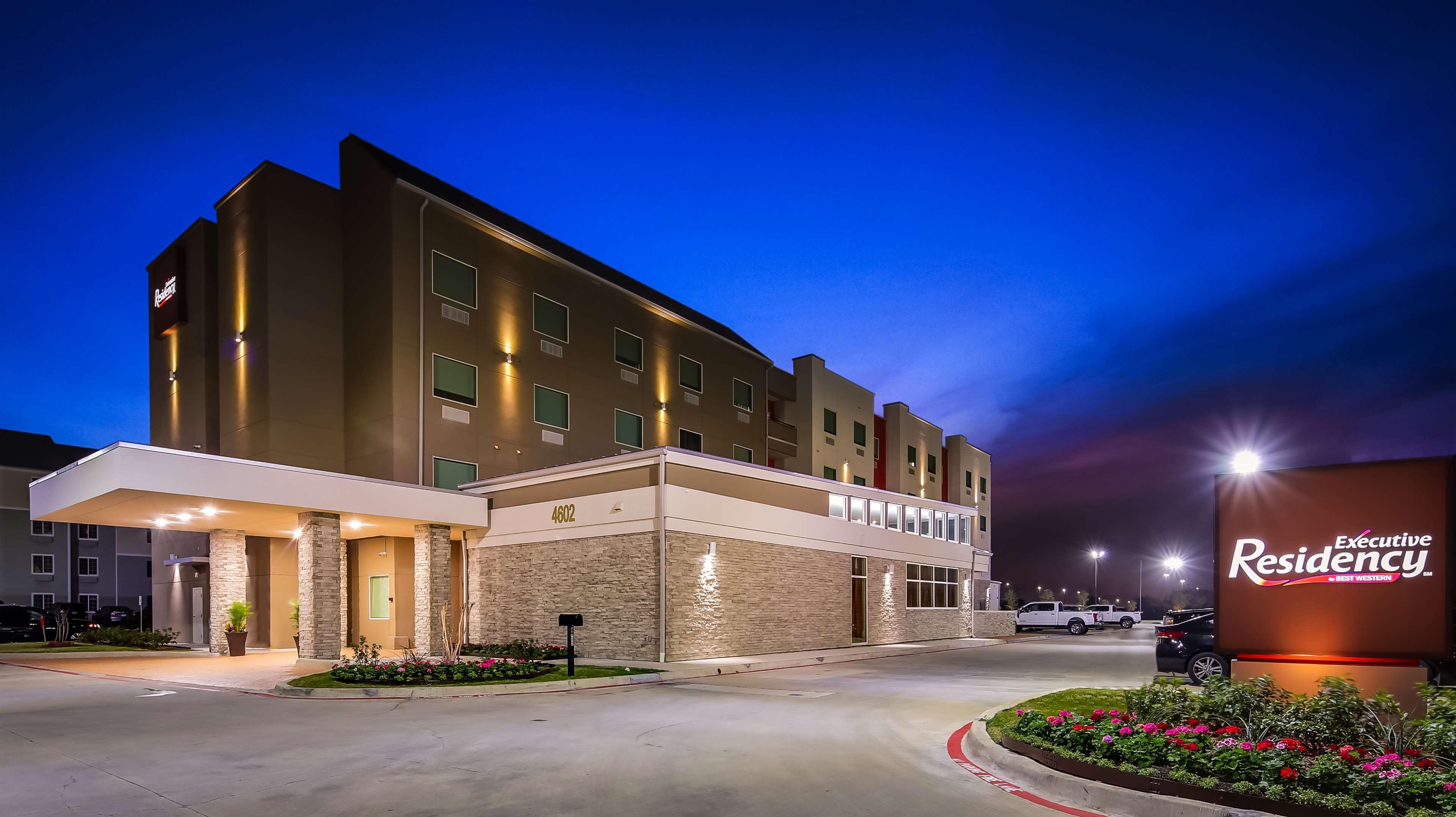 Best Western Plus Lonoke Hotel Exterior foto