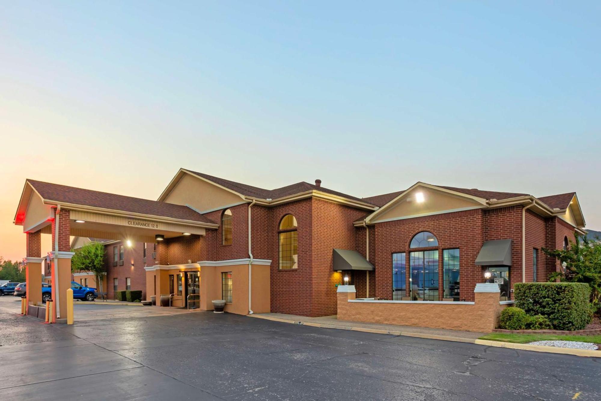 Best Western Plus Lonoke Hotel Exterior foto
